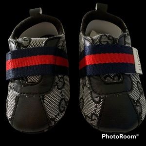 Baby shoes